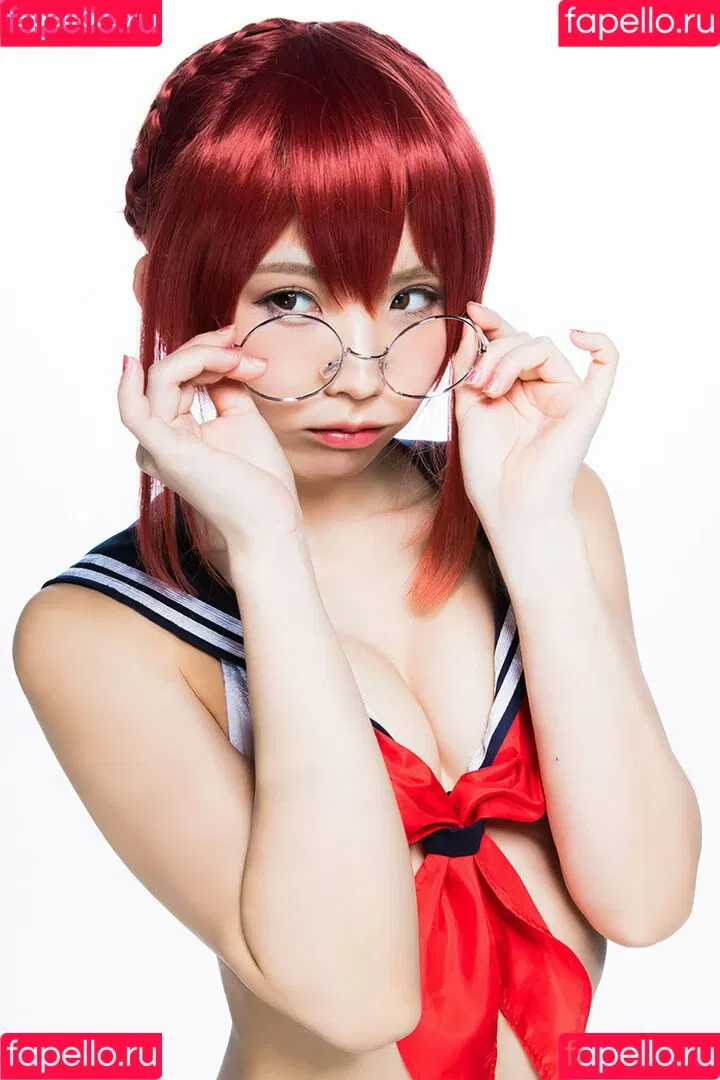 Enako / enako_cos / enakorin / えなこ Onlyfans Photo Gallery 