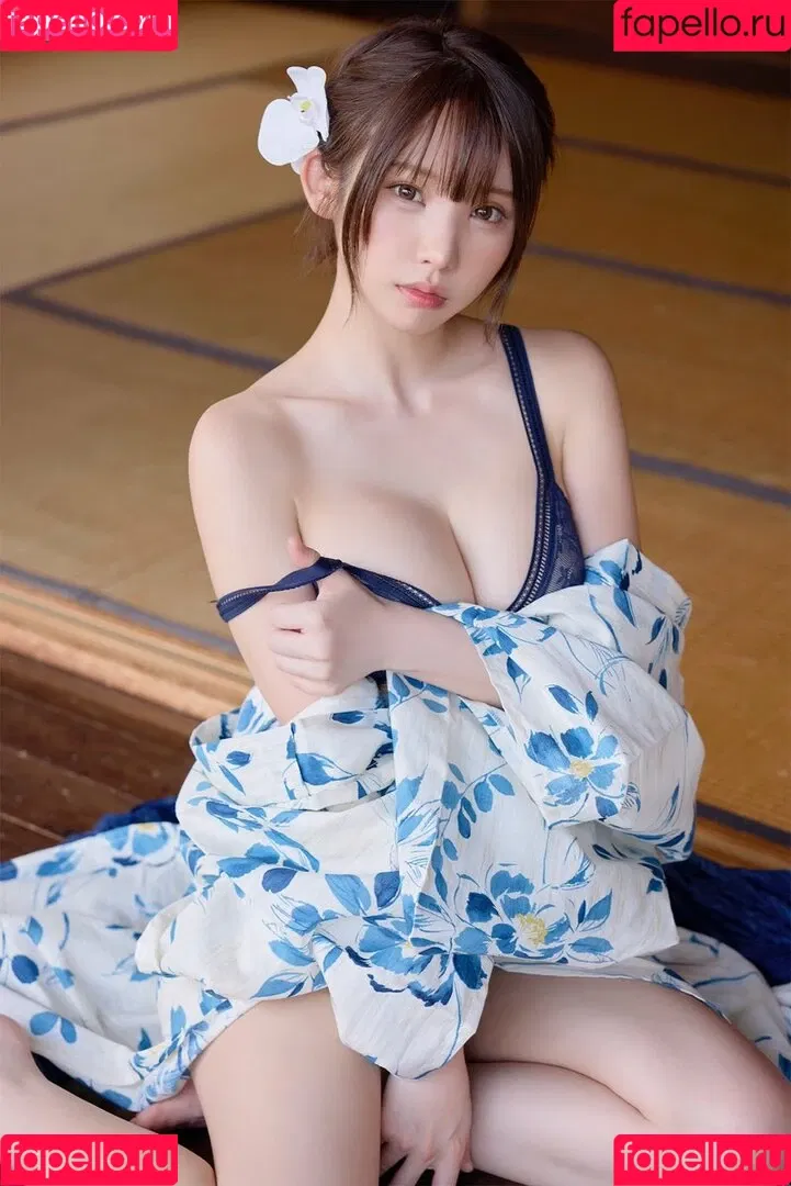 Enako / enako_cos / enakorin / えなこ Onlyfans Photo Gallery 