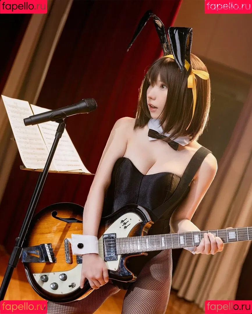 Enako / enako_cos / enakorin / えなこ Onlyfans Photo Gallery 