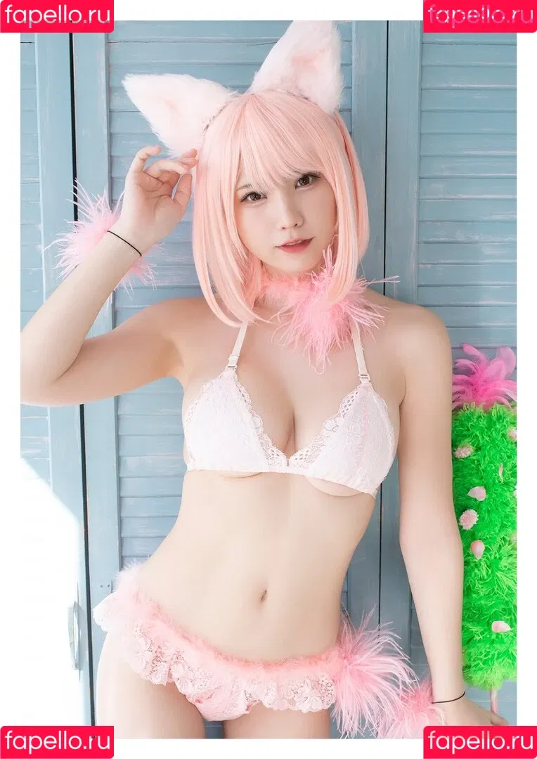 Enako / enako_cos / enakorin / えなこ Onlyfans Photo Gallery 