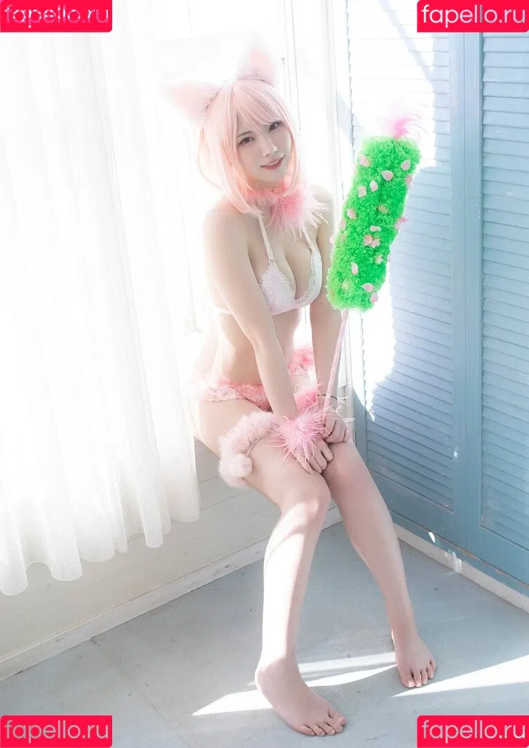 Enako / enako_cos / enakorin / えなこ Onlyfans Photo Gallery 