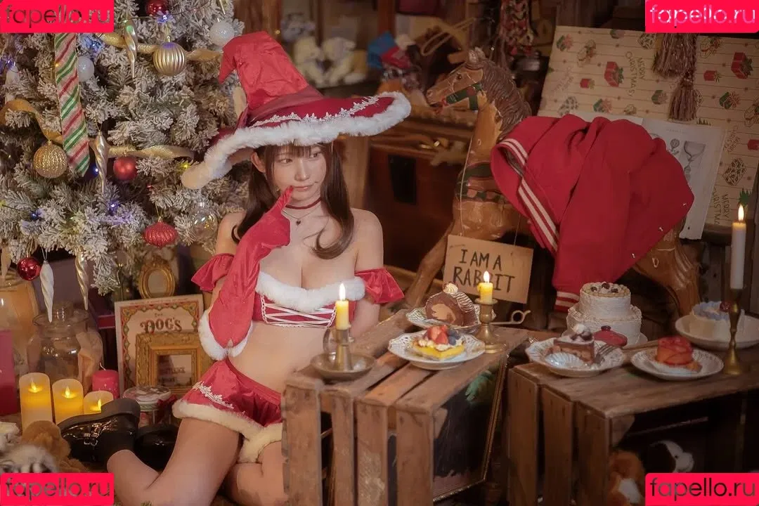 Enako / enako_cos / enakorin / えなこ Onlyfans Photo Gallery 