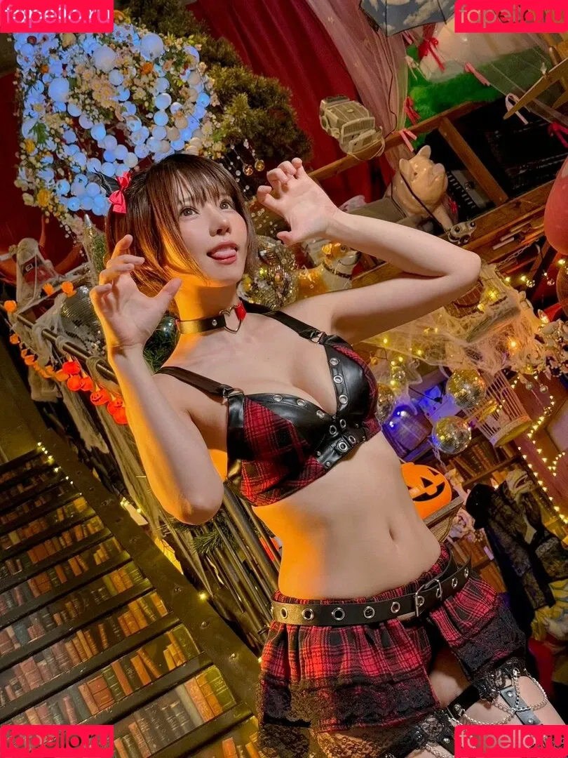 Enako / enako_cos / enakorin / えなこ Onlyfans Photo Gallery 