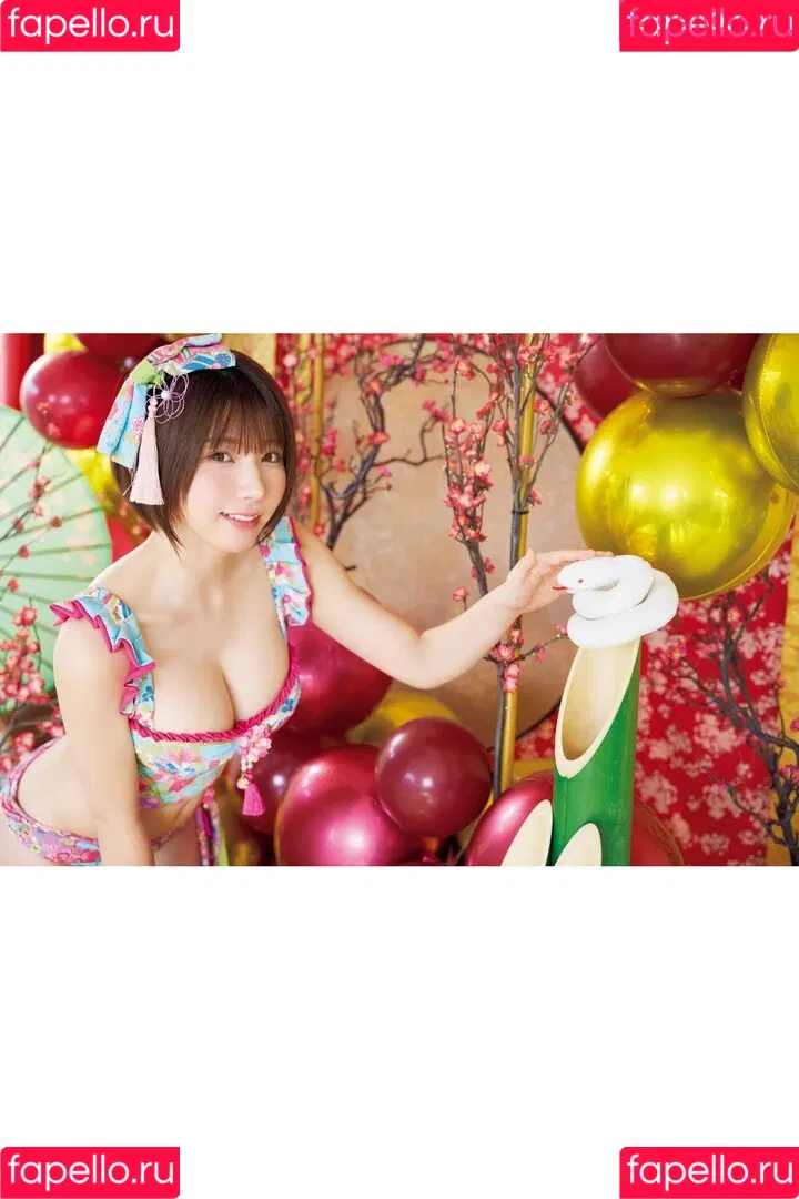 Enako / enako_cos / enakorin / えなこ Onlyfans Photo Gallery 