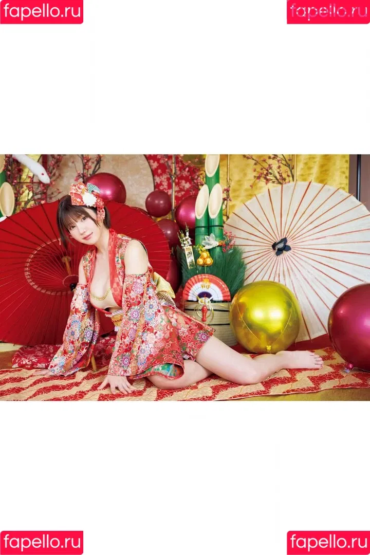 Enako / enako_cos / enakorin / えなこ Onlyfans Photo Gallery 