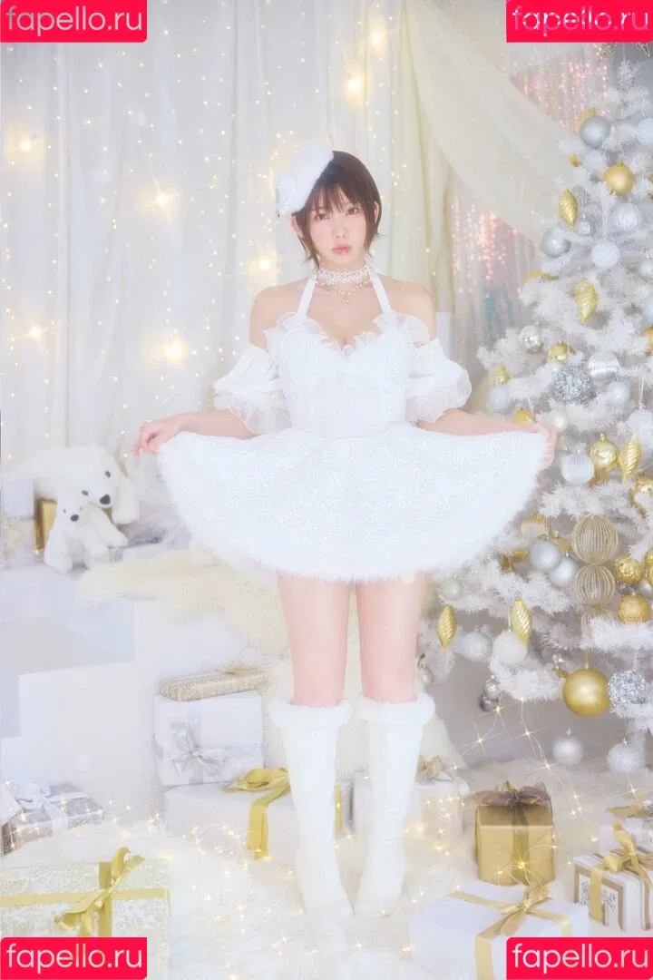 Enako / enako_cos / enakorin / えなこ Onlyfans Photo Gallery 