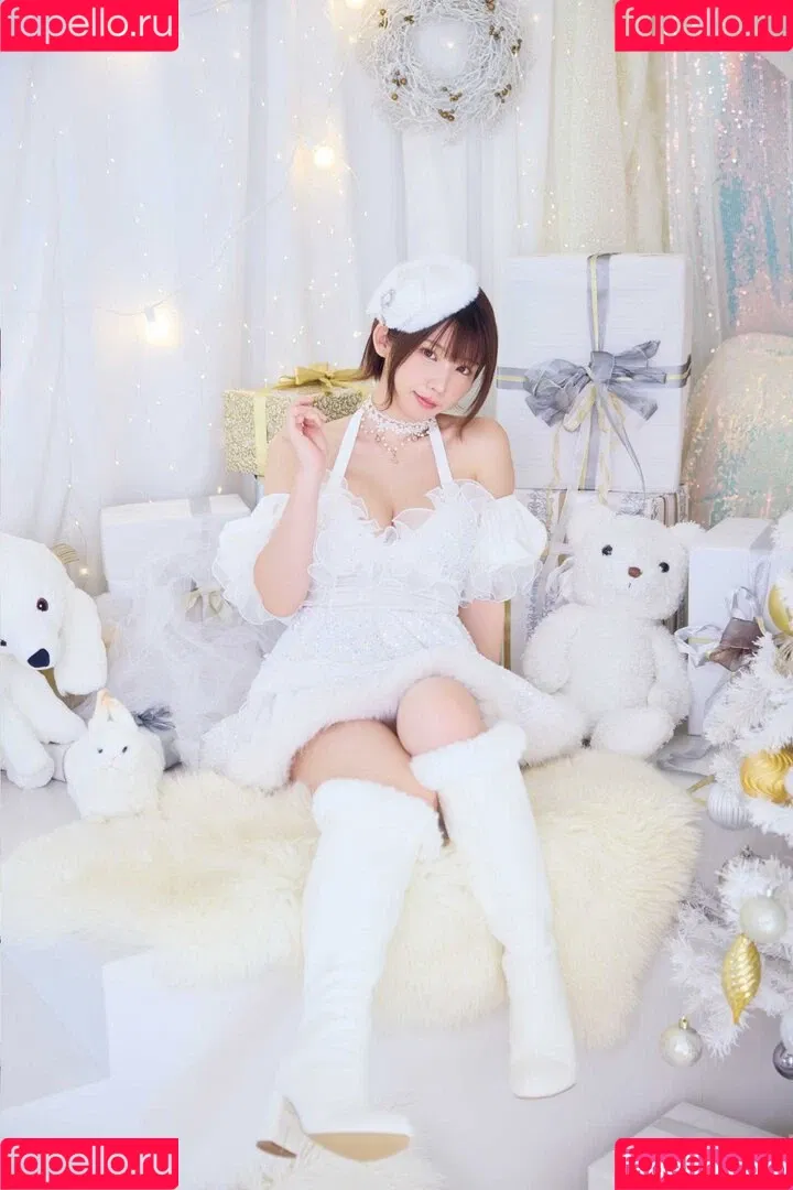 Enako / enako_cos / enakorin / えなこ Onlyfans Photo Gallery 