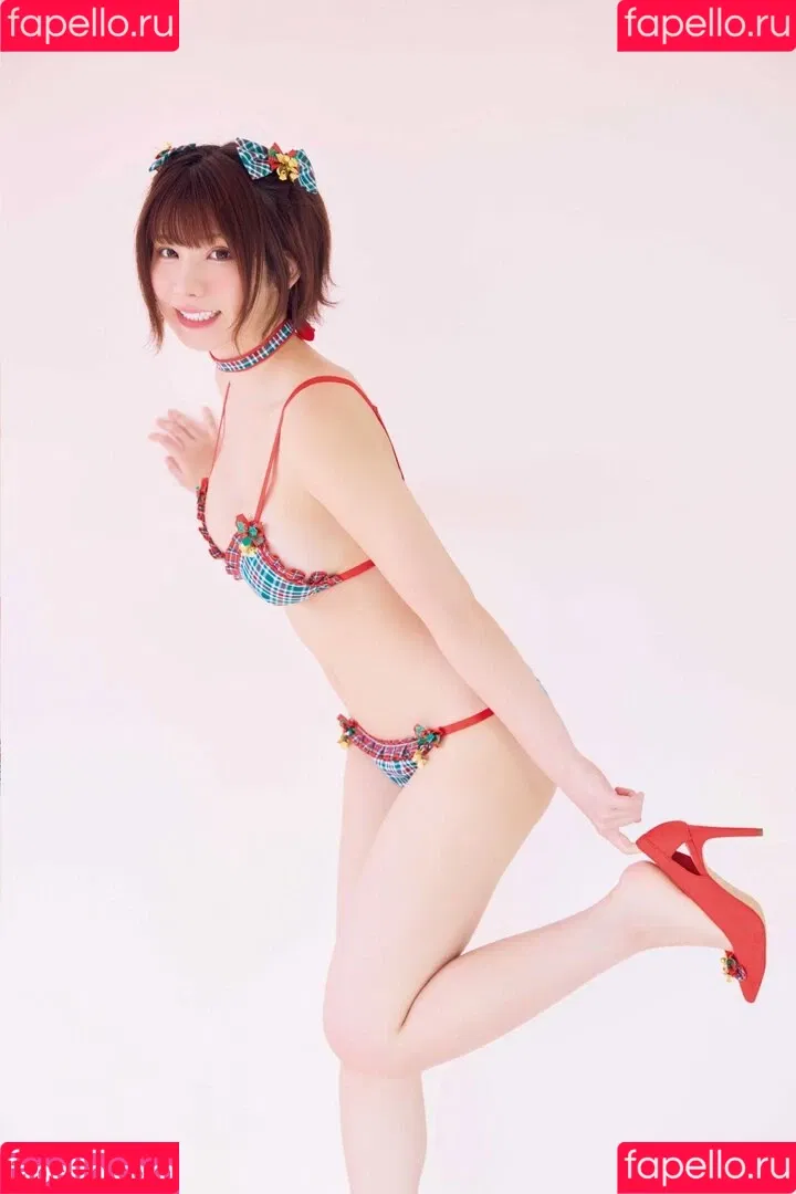 Enako / enako_cos / enakorin / えなこ Onlyfans Photo Gallery 