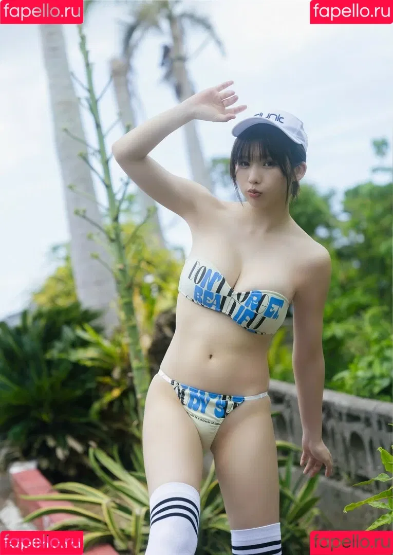 Enako / enako_cos / enakorin / えなこ Onlyfans Photo Gallery 