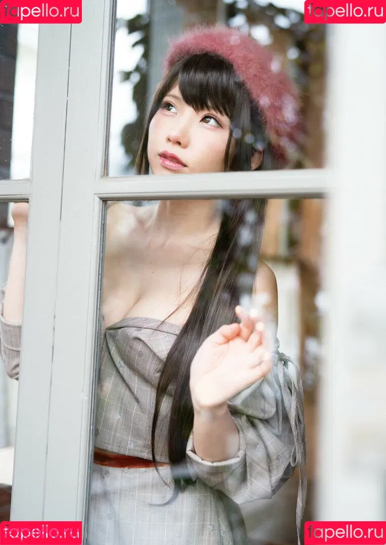 Enako / enako_cos / enakorin / えなこ Onlyfans Photo Gallery 