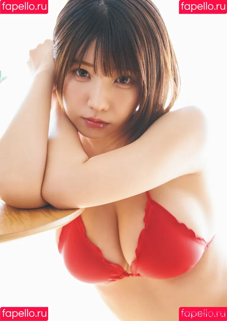 Enako / enako_cos / enakorin / えなこ Onlyfans Photo Gallery 