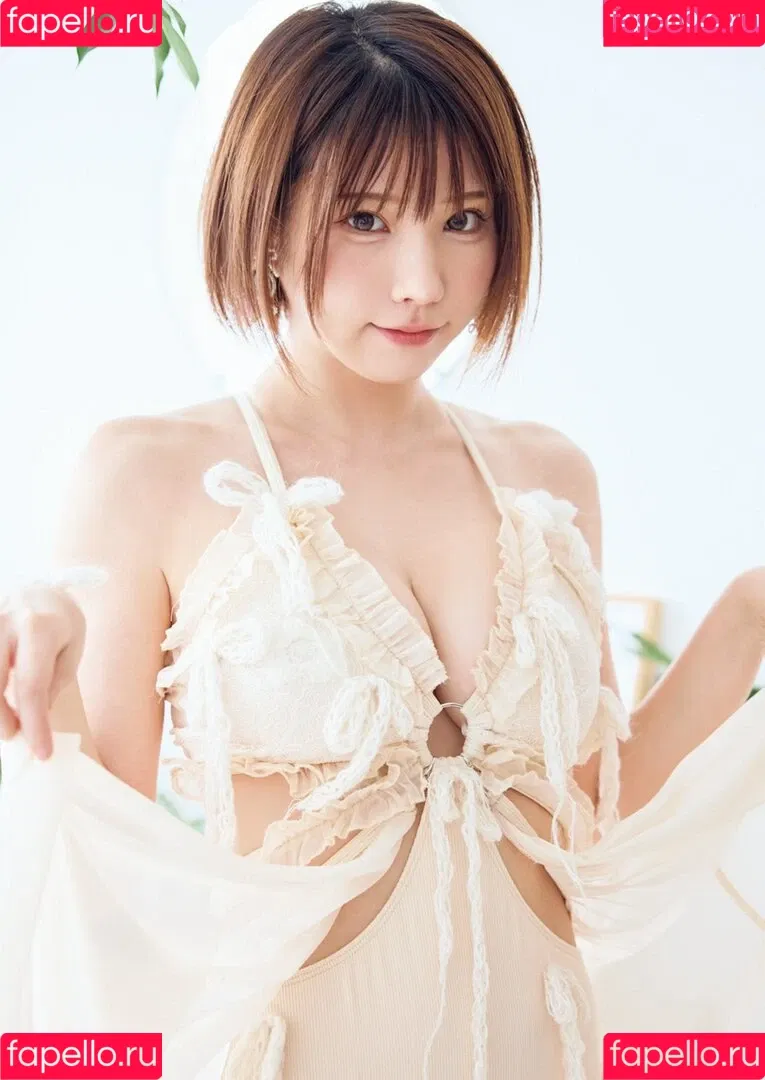 Enako / enako_cos / enakorin / えなこ Onlyfans Photo Gallery 