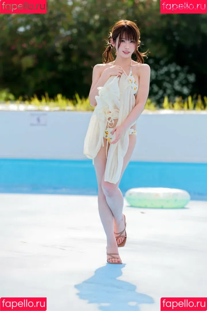 Enako / enako_cos / enakorin / えなこ Onlyfans Photo Gallery 