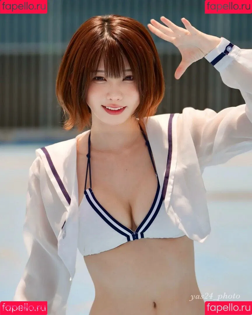 Enako / enako_cos / enakorin / えなこ Onlyfans Photo Gallery 