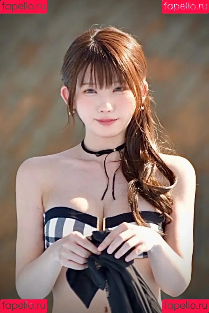 Enako / enako_cos / enakorin / えなこ Onlyfans Photo Gallery 