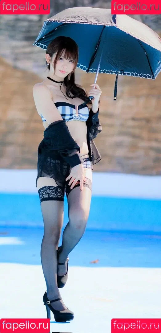 Enako / enako_cos / enakorin / えなこ Onlyfans Photo Gallery 