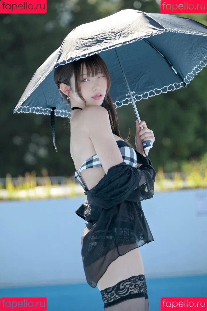 Enako / enako_cos / enakorin / えなこ Onlyfans Photo Gallery 