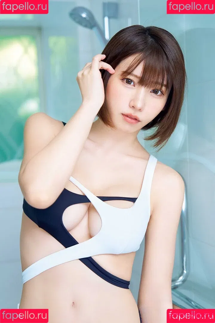 Enako / enako_cos / enakorin / えなこ Onlyfans Photo Gallery 