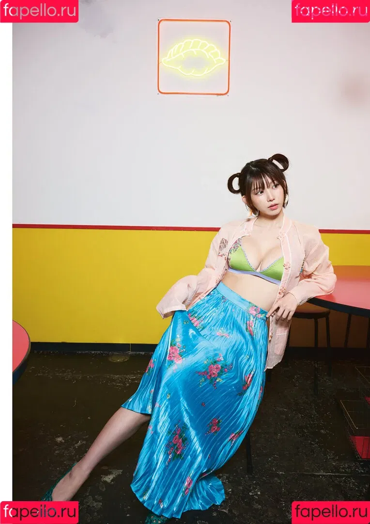 Enako / enako_cos / enakorin / えなこ Onlyfans Photo Gallery 