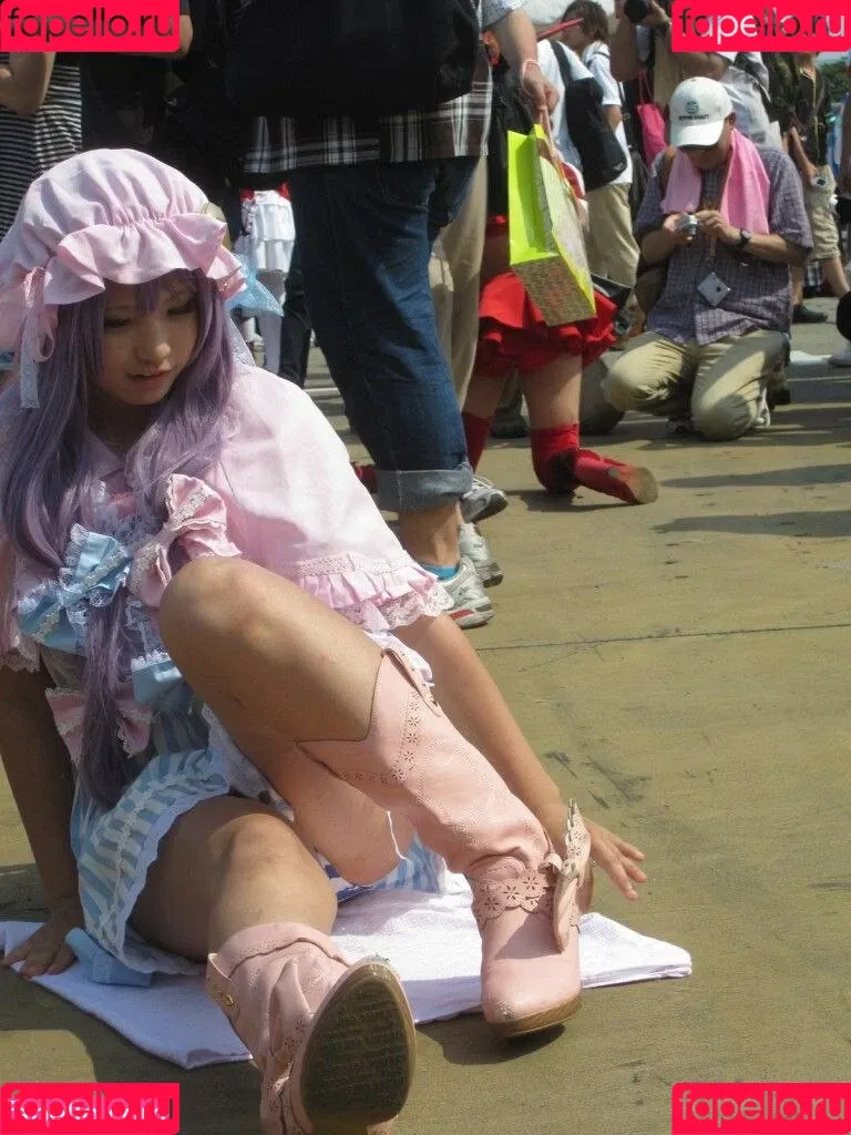 Enako / enako_cos / enakorin / えなこ Onlyfans Photo Gallery 