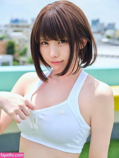 Enako / enako_cos / enakorin / えなこ Onlyfans Photo Gallery 