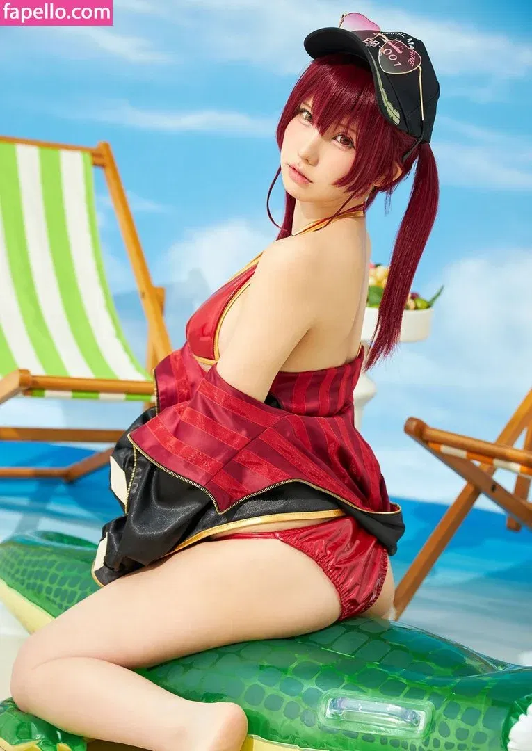 Enako / enako_cos / enakorin / えなこ Onlyfans Photo Gallery 