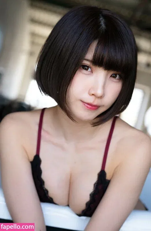 Enako / enako_cos / enakorin / えなこ Onlyfans Photo Gallery 
