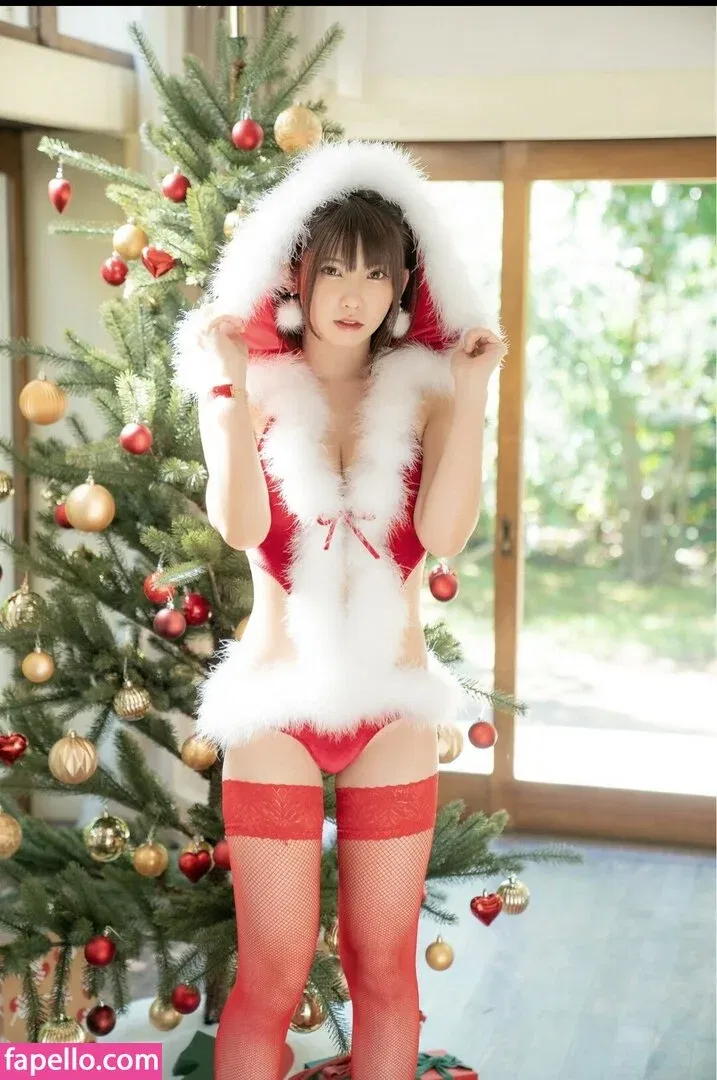 Enako / enako_cos / enakorin / えなこ Onlyfans Photo Gallery 