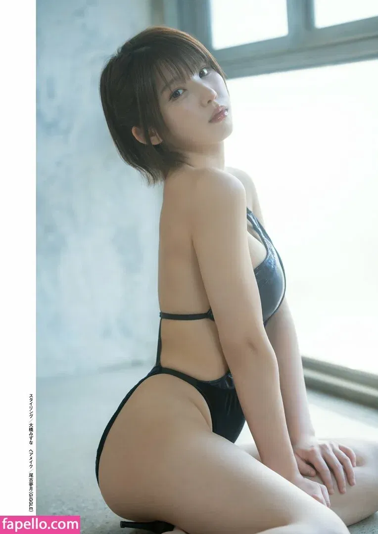 Enako / enako_cos / enakorin / えなこ Onlyfans Photo Gallery 