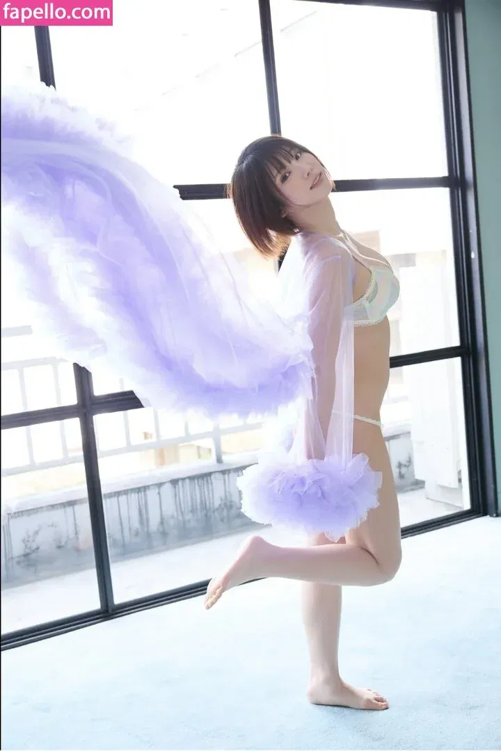 Enako / enako_cos / enakorin / えなこ Onlyfans Photo Gallery 