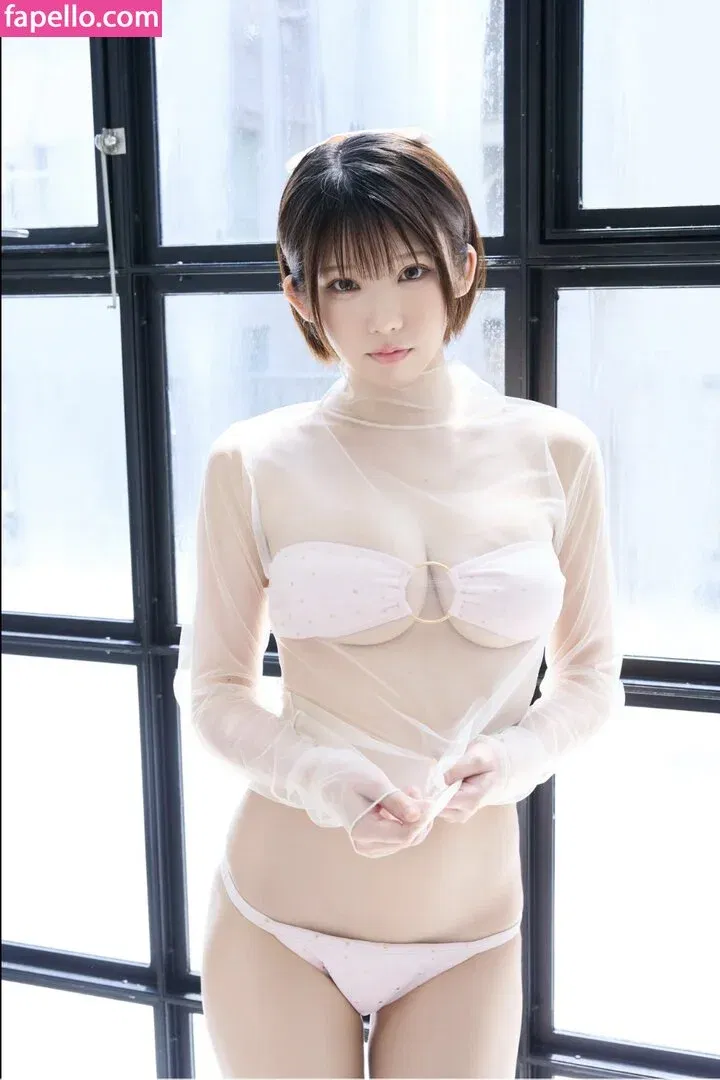 Enako / enako_cos / enakorin / えなこ Onlyfans Photo Gallery 