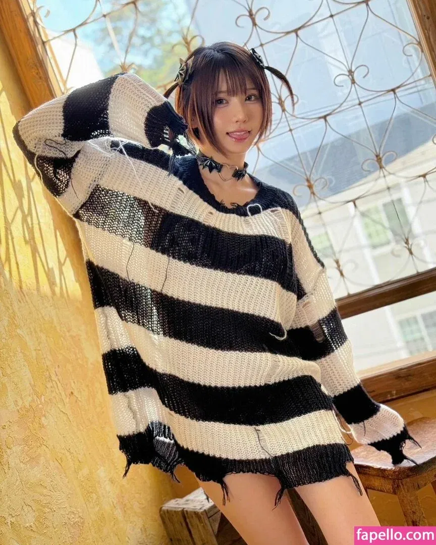 Enako / enako_cos / enakorin / えなこ Onlyfans Photo Gallery 