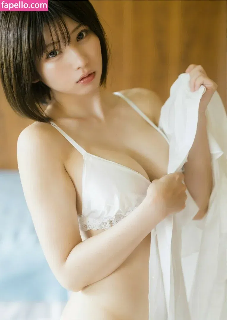 Enako / enako_cos / enakorin / えなこ Onlyfans Photo Gallery 