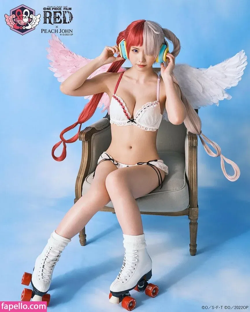 Enako / enako_cos / enakorin / えなこ Onlyfans Photo Gallery 