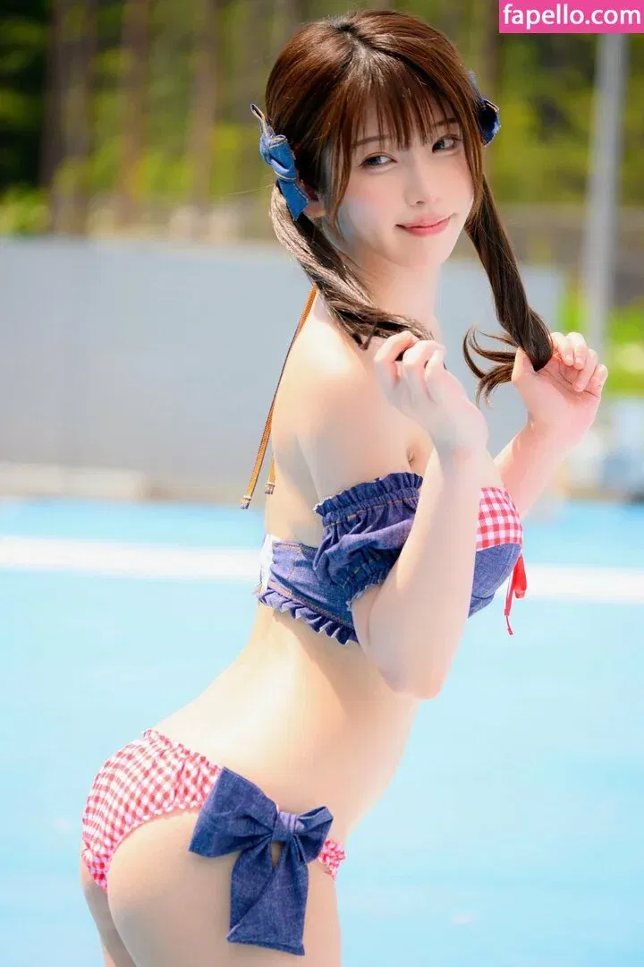 Enako / enako_cos / enakorin / えなこ Onlyfans Photo Gallery 