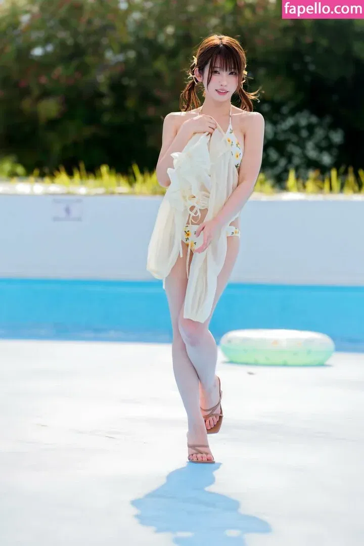 Enako / enako_cos / enakorin / えなこ Onlyfans Photo Gallery 