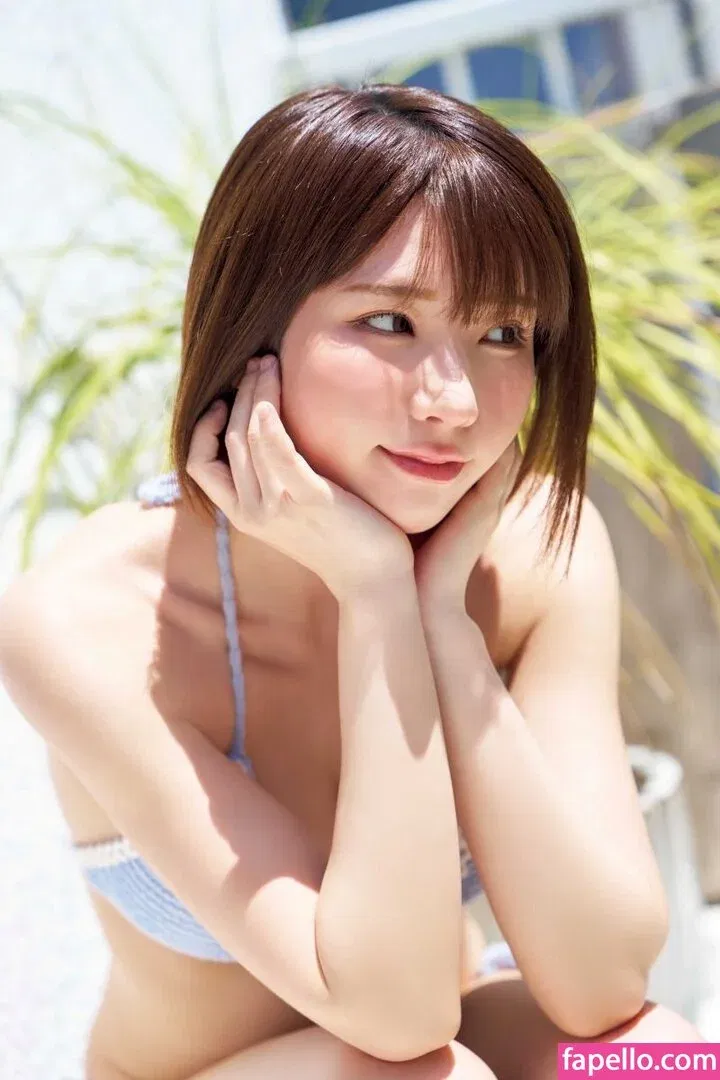 Enako / enako_cos / enakorin / えなこ Onlyfans Photo Gallery 