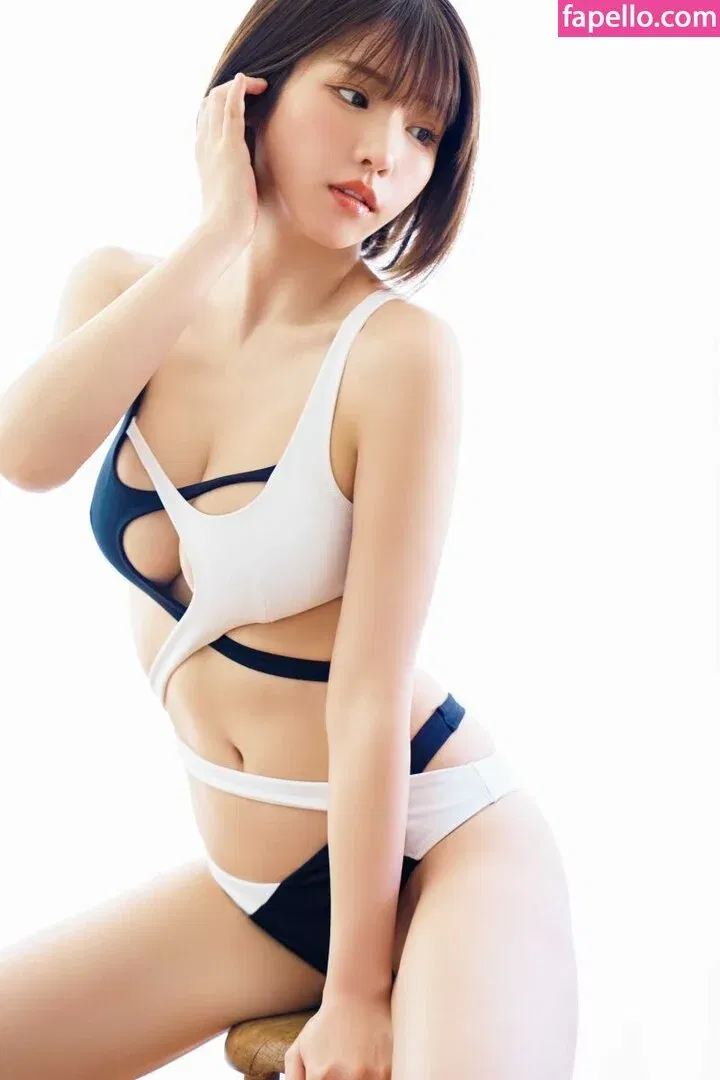 Enako / enako_cos / enakorin / えなこ Onlyfans Photo Gallery 