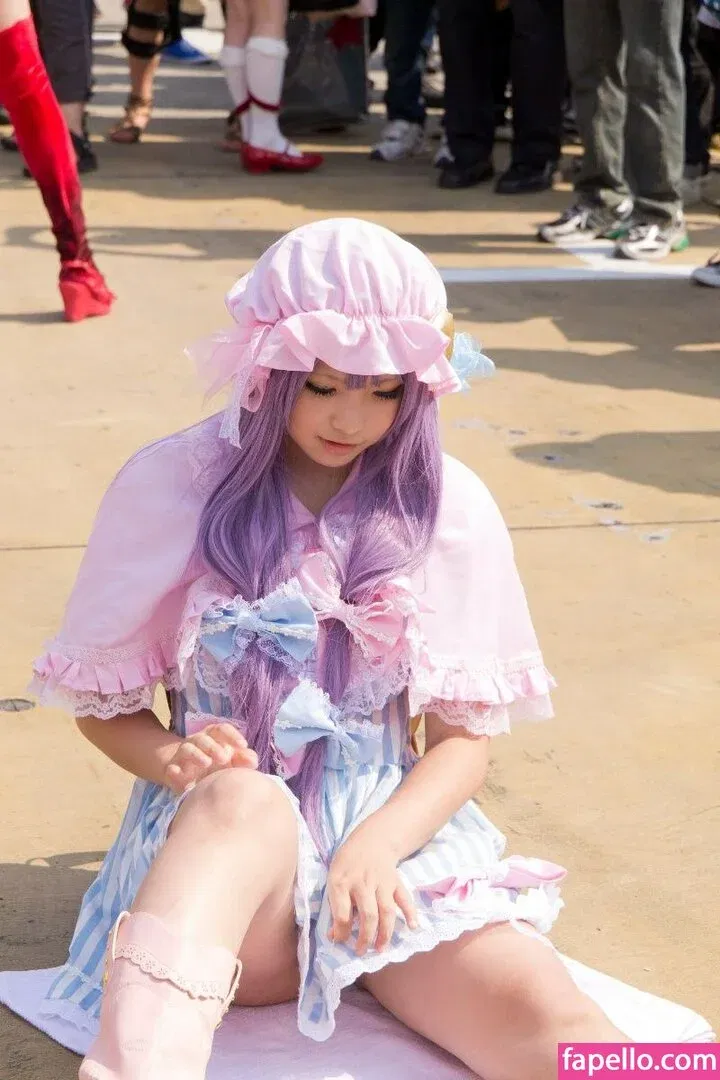 Enako / enako_cos / enakorin / えなこ Onlyfans Photo Gallery 