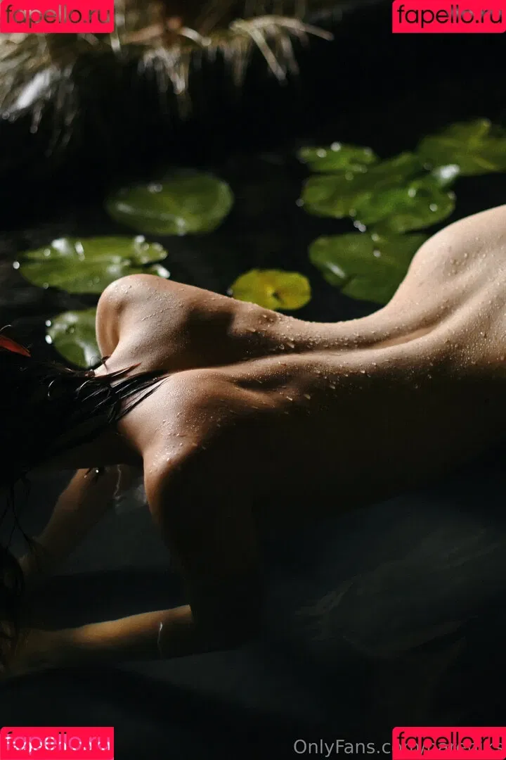 G.Q / hareniks / 𝐍𝐈𝐊𝐊𝐈 Onlyfans Photo Gallery 