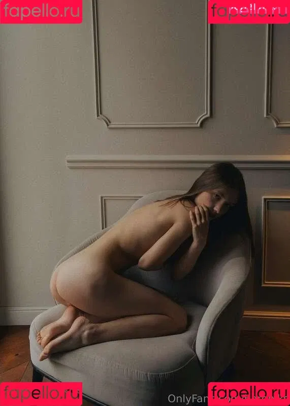 G.Q / hareniks / 𝐍𝐈𝐊𝐊𝐈 Onlyfans Photo Gallery 