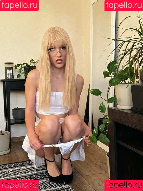 G.Q / hareniks / 𝐍𝐈𝐊𝐊𝐈 Onlyfans Photo Gallery 