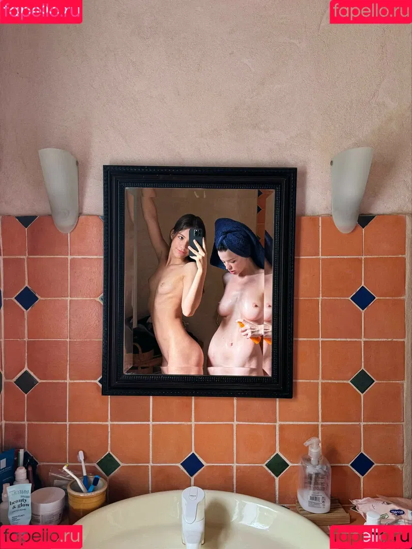 G.Q / hareniks / 𝐍𝐈𝐊𝐊𝐈 Onlyfans Photo Gallery 