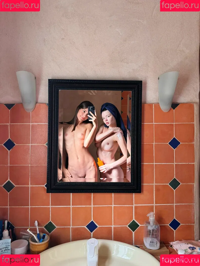 G.Q / hareniks / 𝐍𝐈𝐊𝐊𝐈 Onlyfans Photo Gallery 