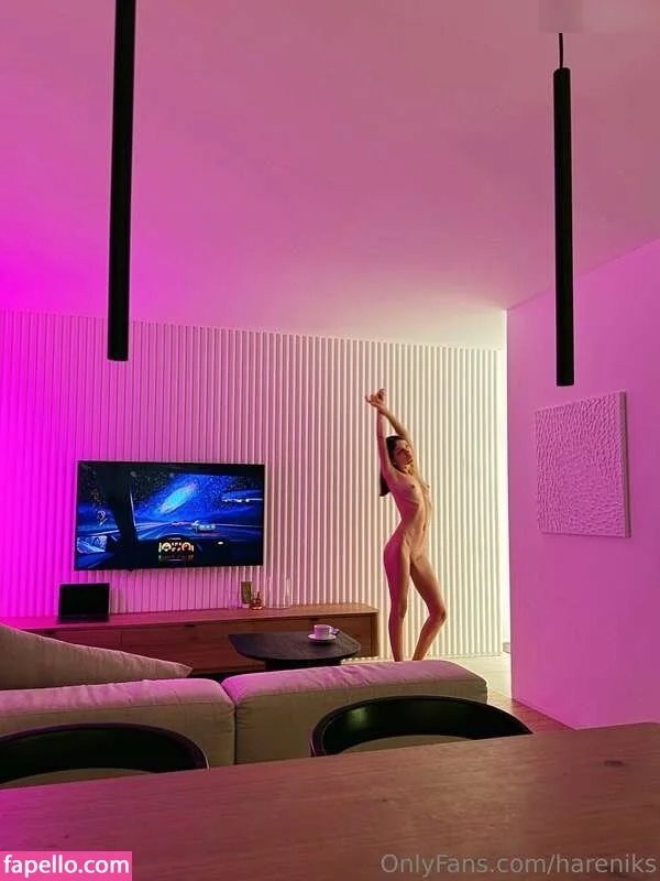 G.Q / hareniks / 𝐍𝐈𝐊𝐊𝐈 Onlyfans Photo Gallery 