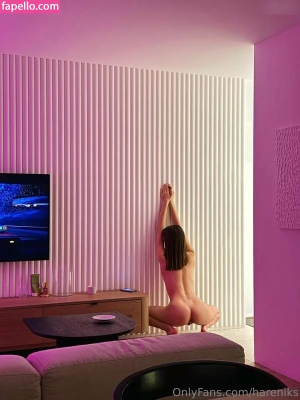 G.Q / hareniks / 𝐍𝐈𝐊𝐊𝐈 Onlyfans Photo Gallery 