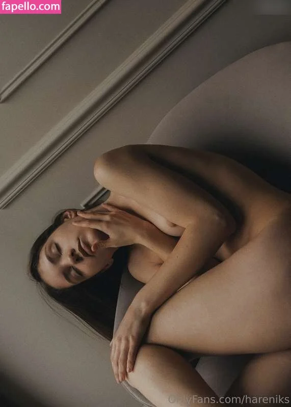 G.Q / hareniks / 𝐍𝐈𝐊𝐊𝐈 Onlyfans Photo Gallery 