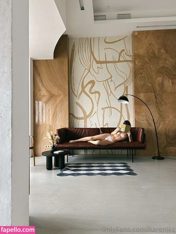 G.Q / hareniks / 𝐍𝐈𝐊𝐊𝐈 Onlyfans Photo Gallery 