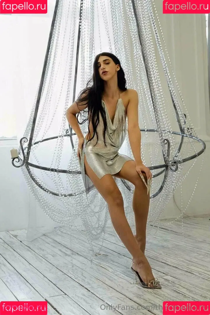 theginadivine / theginadivine.official Onlyfans Photo Gallery 