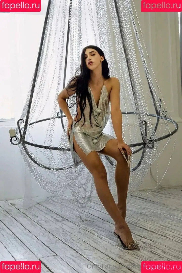 theginadivine / theginadivine.official Onlyfans Photo Gallery 